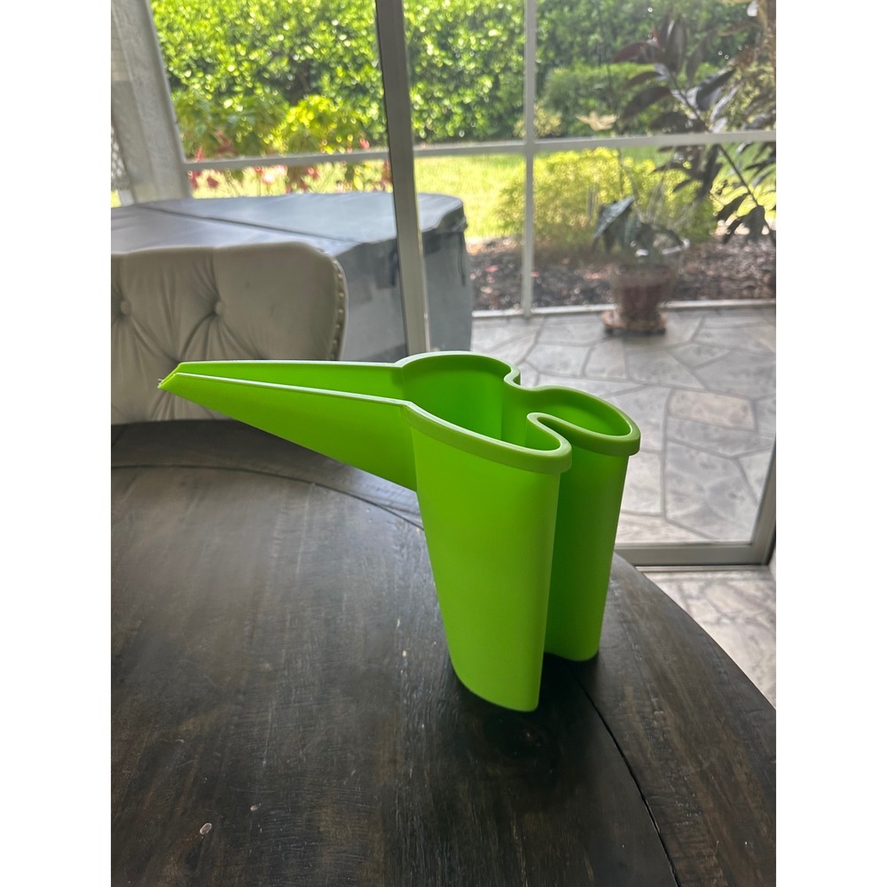 PEPPAR Swedish Design Y2K Sculptural Green Watering Can Vessel Sweden EUC